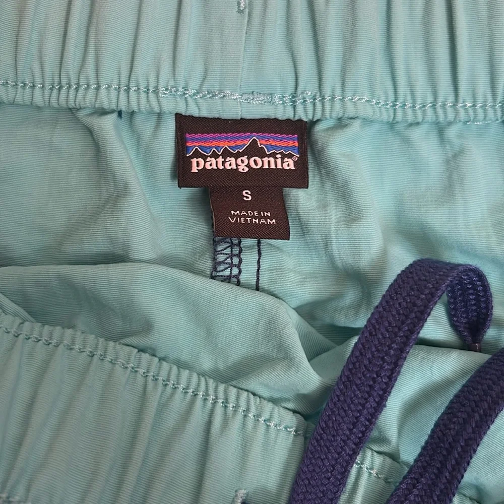 Patagonia Barely Baggies Tropical Print Skirt Women’s small